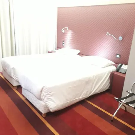 Отель Le Шатобриан